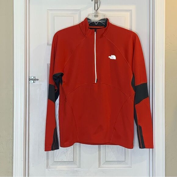 The North Face Mens Red Track Jacket Stretch Knit 1/2 Zip Pull Over Size Medium - Picture 1 of 12